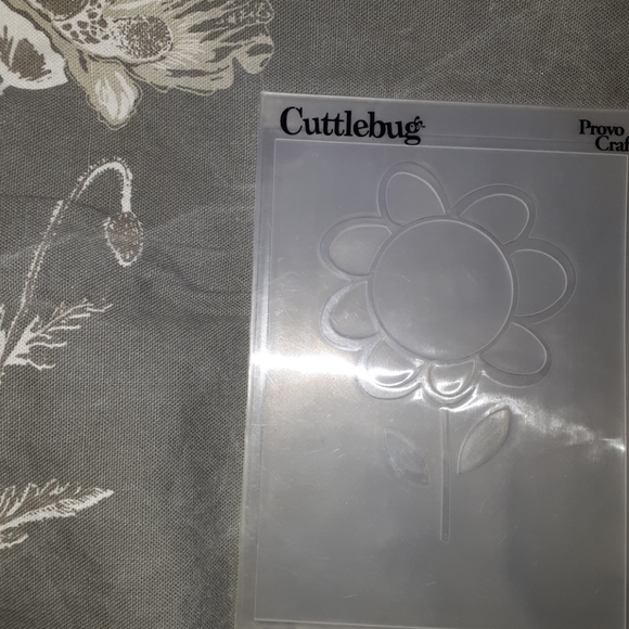 **PRICE DROP** New, Never Used - CutterBug Die Cut - Picture 3 of 4